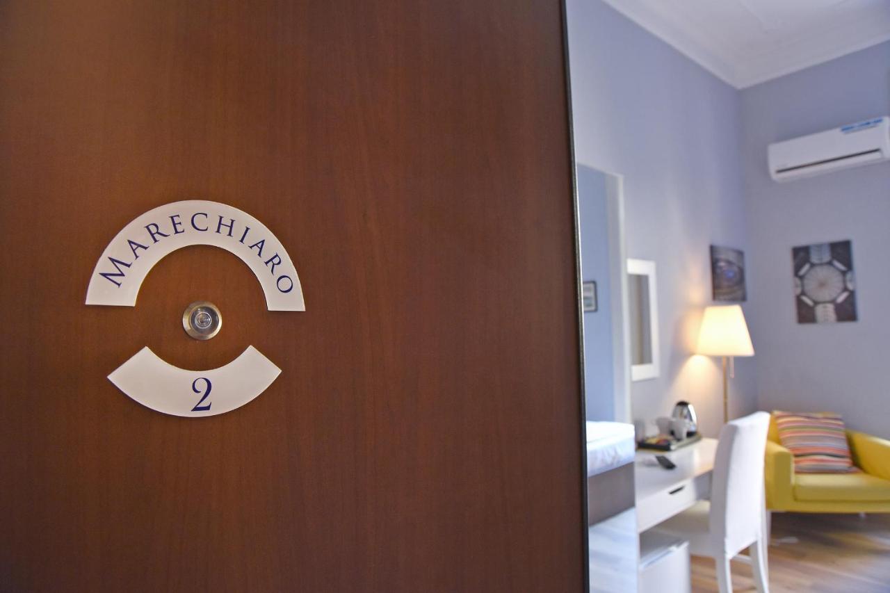La Dimora Luca Giordano Bed & Breakfast Napoli Bagian luar foto