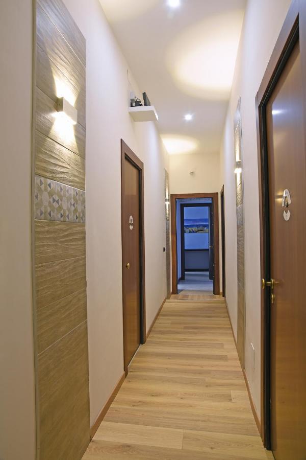 La Dimora Luca Giordano Bed & Breakfast Napoli Bagian luar foto