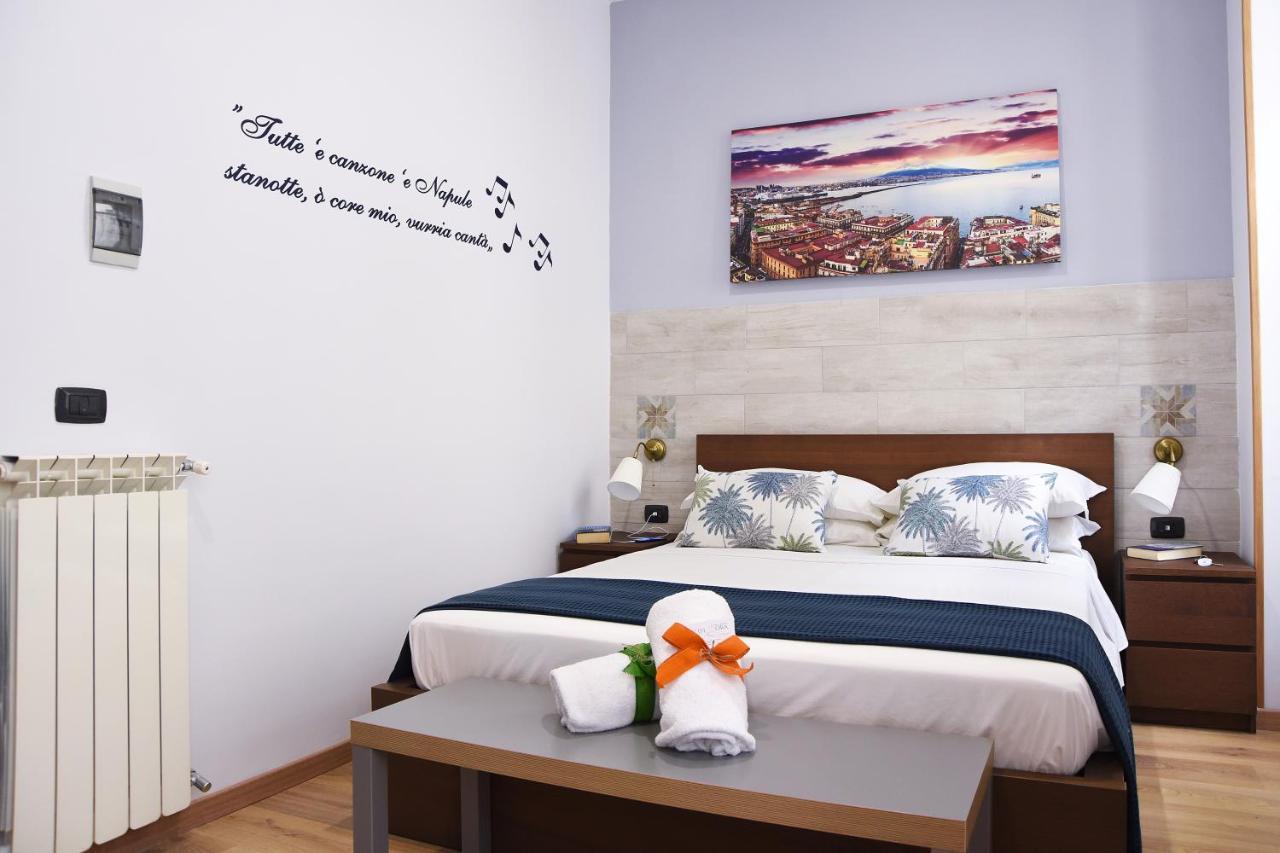 La Dimora Luca Giordano Bed & Breakfast Napoli Bagian luar foto